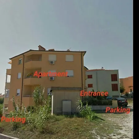 Dana Apartment Premantura